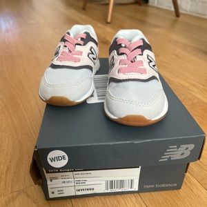 New in box toddler new balance
